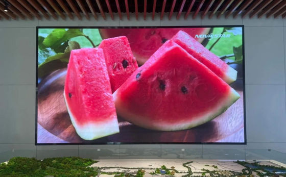 P2.5 Display LED interior com alta taxa de atualização Kinglight para parede de bar interior