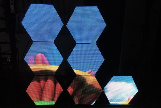Design personalizado P2.5 Thin LED Flexible Display com alta densidade de pixels e Micro USB Interface